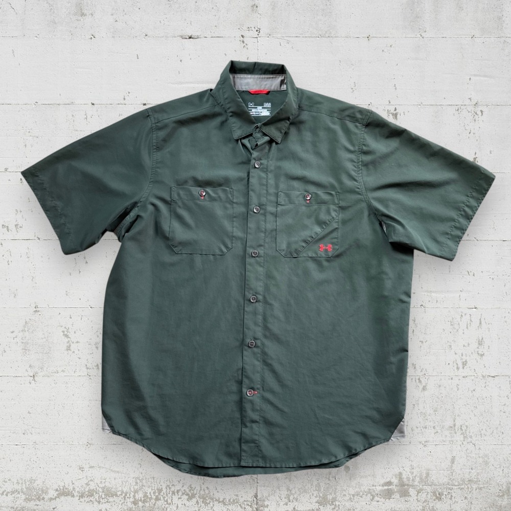 Under Armour HeatGear Green Loose Short Sleeve L Vented Button Down Shirt